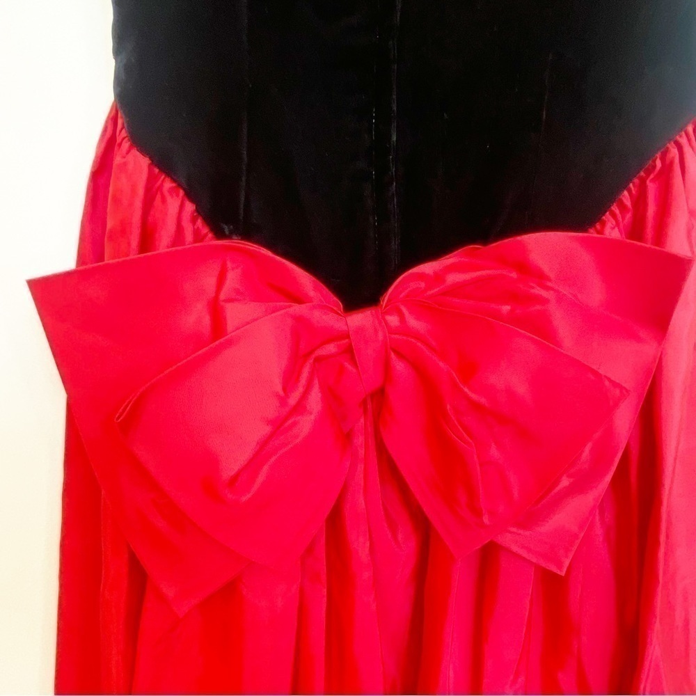 DANCE ALLURE Vintage Velvet & Taffeta Maxi Dress 80s Cosplay Halloween Costume - Picture 3 of 16